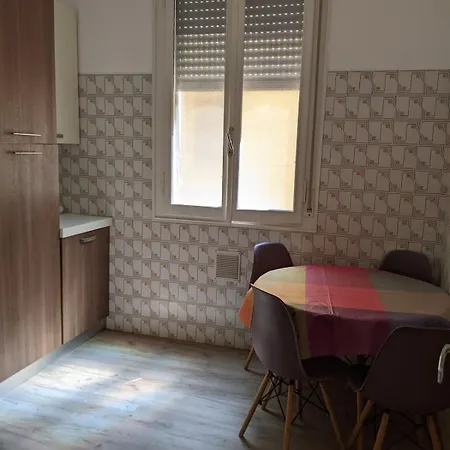 In The Center Of Modena, Piazza Roma And The Ferrari Museum Apartment